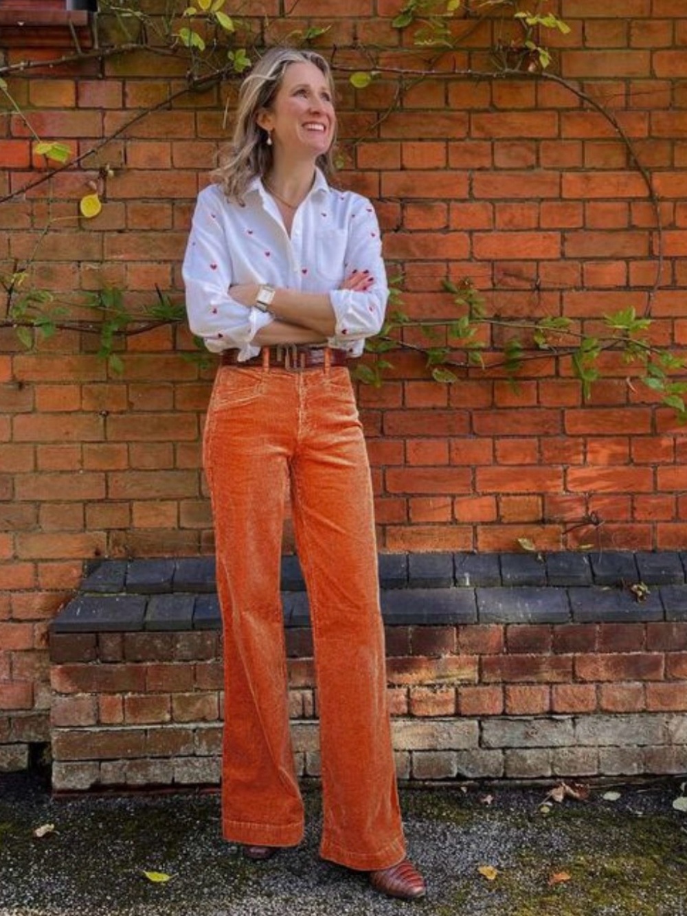 Wide-Leg Corduroy Pants in Burnt Orange:Caramel